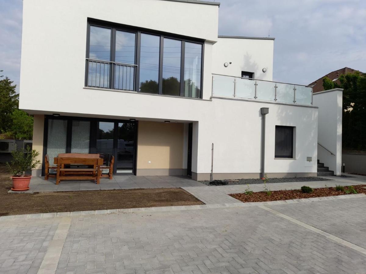 Kempi Kuckója Balatonalmádi Exterior foto