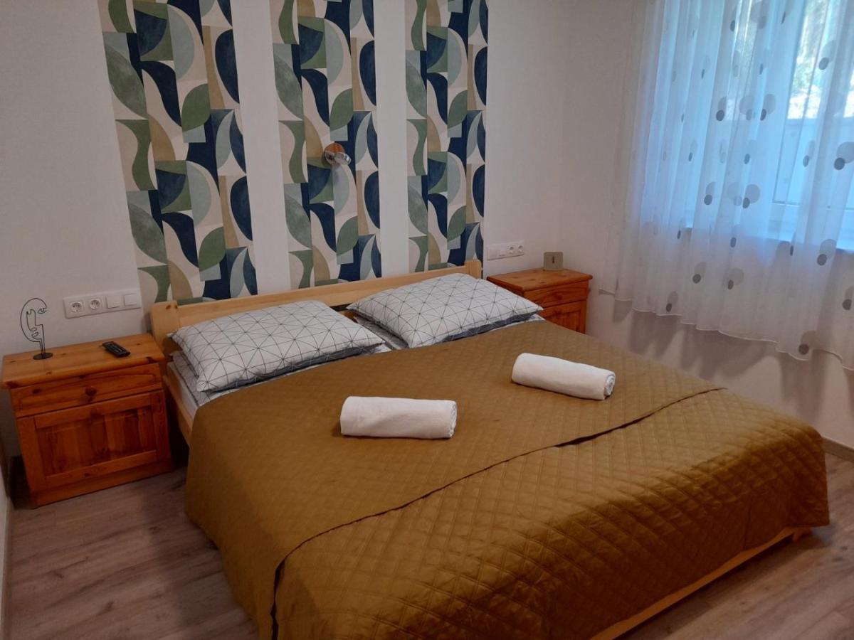 Kempi Kuckója Balatonalmádi Exterior foto
